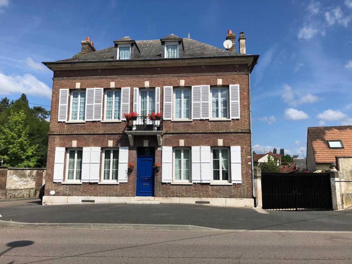 Maison Quatre Freres Louviers Zewnętrze zdjęcie